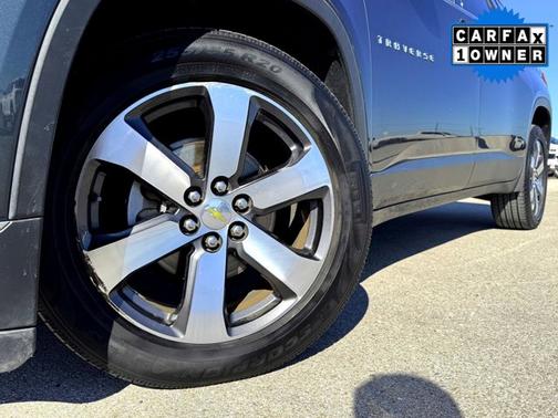2020 Chevrolet Traverse LT Leather