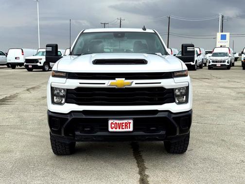 Summit White 2024 Chevrolet Silverado 2500 Custom