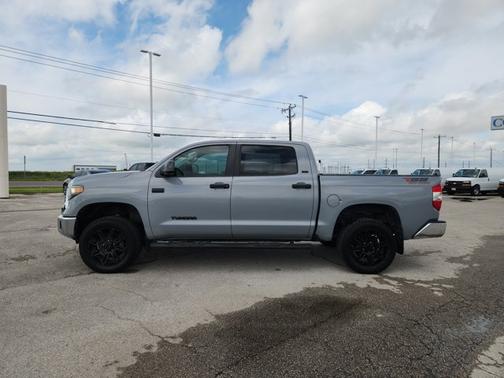 2019 Toyota Tundra SR5