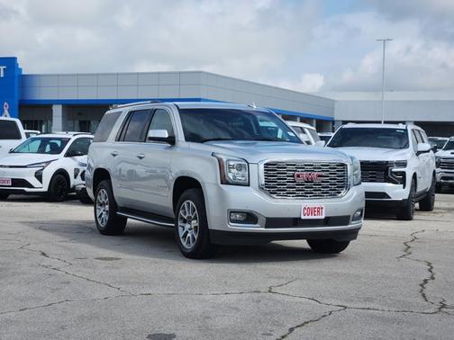Quicksilver Metallic 2018 GMC Yukon Denali