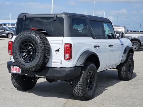 Oxford White 2026 Ford Bronco Big Bend