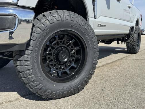 Avalanche 2026 Ford F-250 XLT
