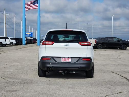 Bright White Clearcoat 2015 Jeep Cherokee Sport
