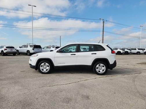 Bright White Clearcoat 2015 Jeep Cherokee Sport