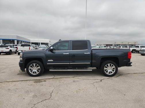 Graphite Metallic 2018 Chevrolet Silverado 1500 High Country