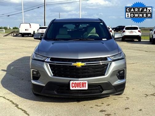 Sterling Gray Metallic 2023 Chevrolet Traverse LS