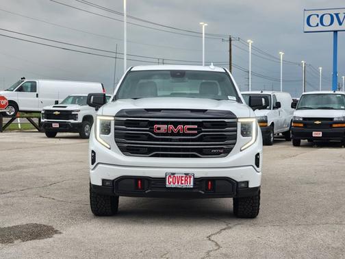 Summit White 2025 GMC Sierra 1500 AT4