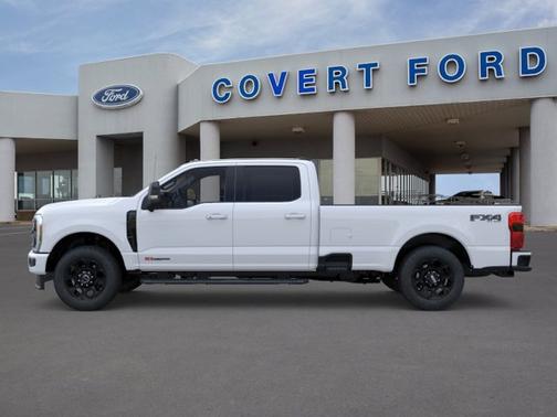Oxford White 2026 Ford F-250 LARIAT