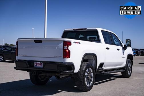 2022 Chevrolet Silverado 2500 Custom