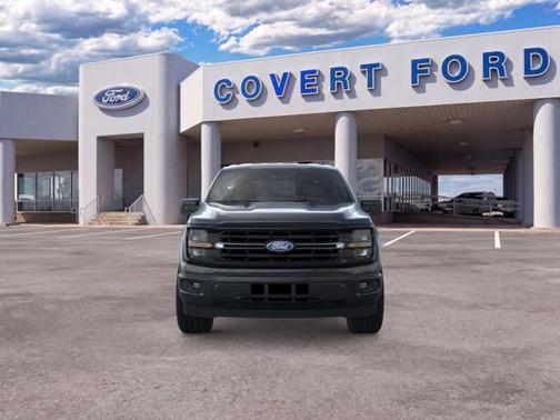 Agate Black Metallic 2026 Ford F-150 XLT