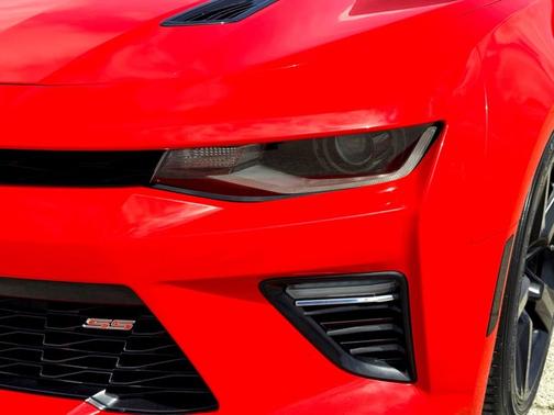 Red Hot 2018 Chevrolet Camaro 2SS