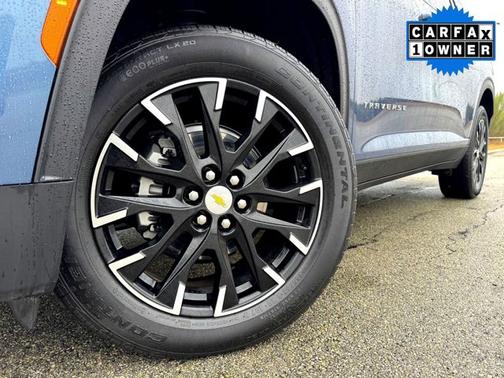 2025 Chevrolet Traverse AWD LT