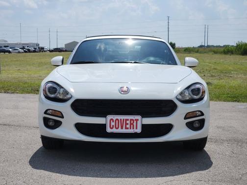 Brillante White 2020 FIAT 124 Spider Lusso