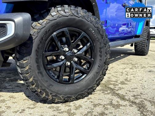 Hydro Blue Pearlcoat 2021 Jeep Gladiator Sport S