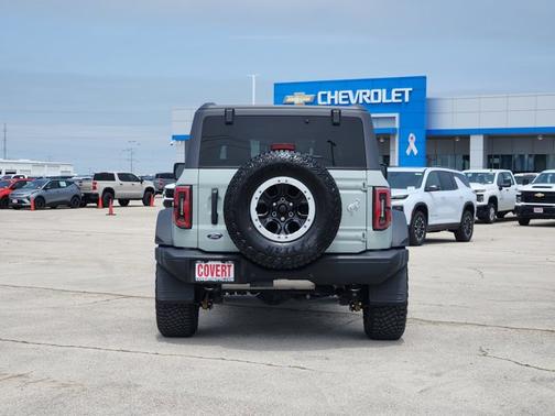 Gray 2024 Ford Bronco Badlands