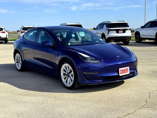 Blue 2021 Tesla Model 3 Long Range