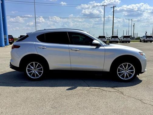 2018 Alfa Romeo Stelvio Ti