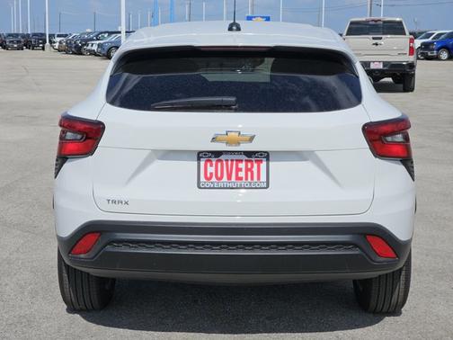 Summit White 2026 Chevrolet Trax LS
