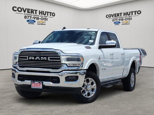 Bright White Clearcoat 2022 RAM 2500 Laramie