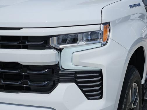 Summit White 2026 Chevrolet Silverado 1500 RST