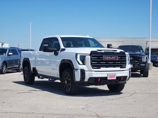 Summit White 2025 GMC Sierra 2500 AT4