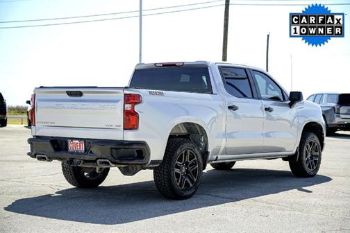 2022 Chevrolet Silverado 1500 Custom Trail Boss