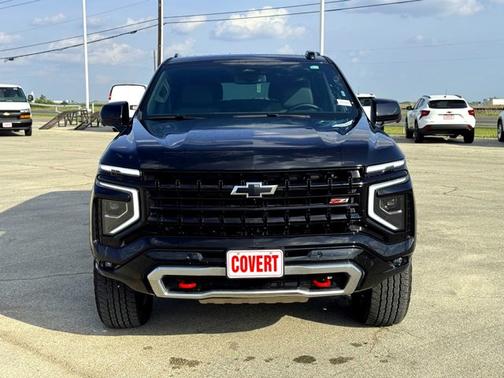 Black 2025 Chevrolet Suburban Z71