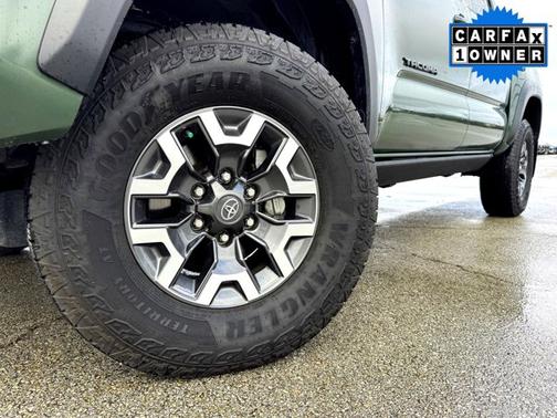 2022 Toyota Tacoma Base