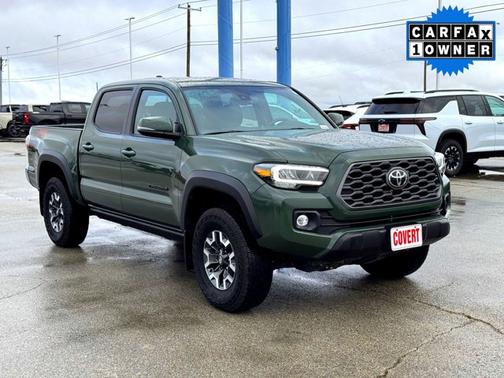2022 Toyota Tacoma Base