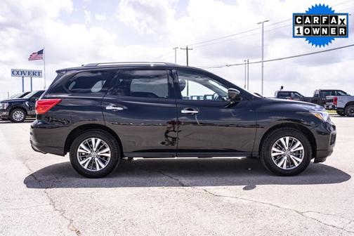 2019 Nissan Pathfinder SL