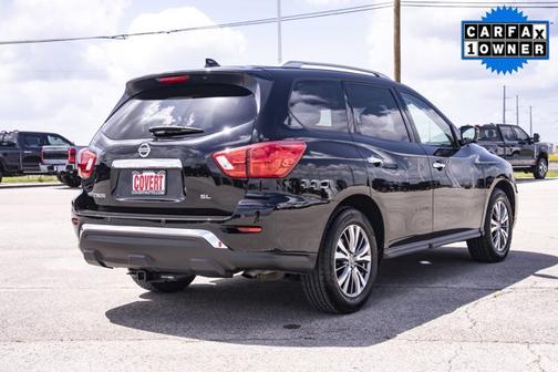 2019 Nissan Pathfinder SL