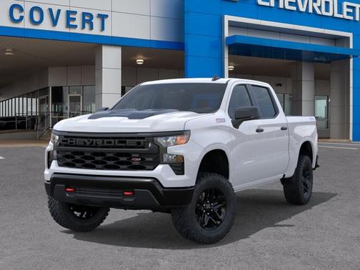 Summit White 2026 Chevrolet Silverado 1500 Custom Trail Boss