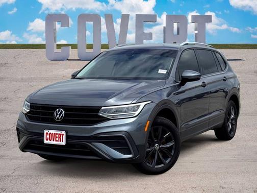Gray 2024 Volkswagen Tiguan 2.0T SE
