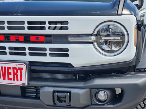 Shadow Black 2026 Ford Bronco Heritage Edition