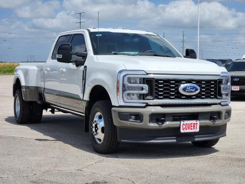 Star White Metallic Tri-Coat 2026 Ford F-350 King Ranch