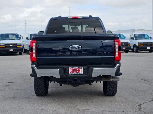 Blue 2023 Ford F-250 LARIAT