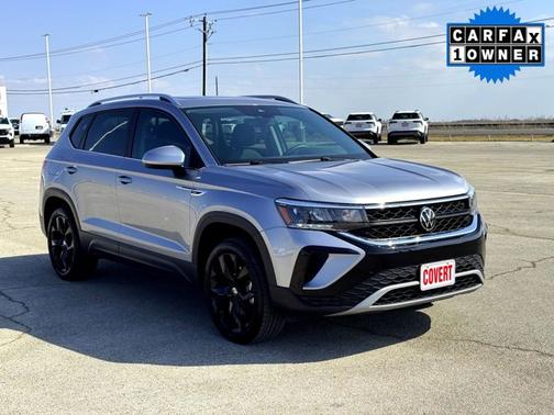 2024 Volkswagen Taos SE