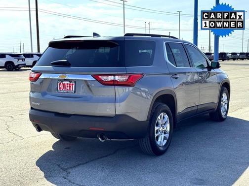 2021 Chevrolet Traverse LT Cloth