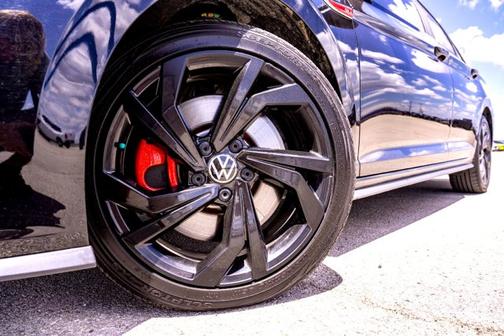 2024 Volkswagen Jetta GLI Autobahn
