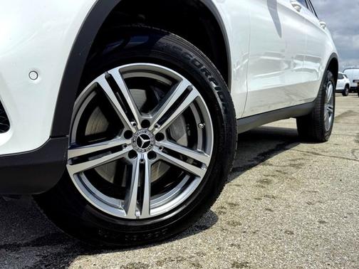 2022 Mercedes-Benz GLC 300 Base