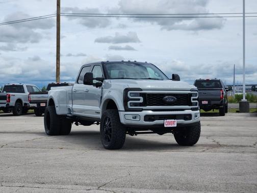 Avalanche 2026 Ford F-450 Platinum