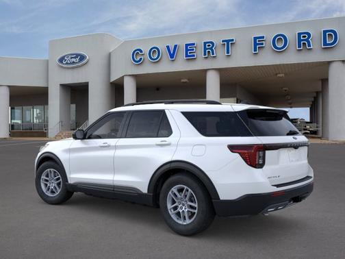 Star White Metallic Tri-Coat 2026 Ford Explorer Active