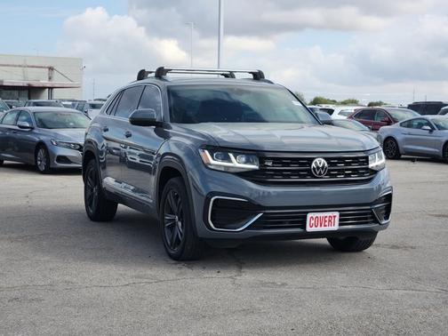 2022 Volkswagen Atlas Cross Sport 2.0T SEL R-Line