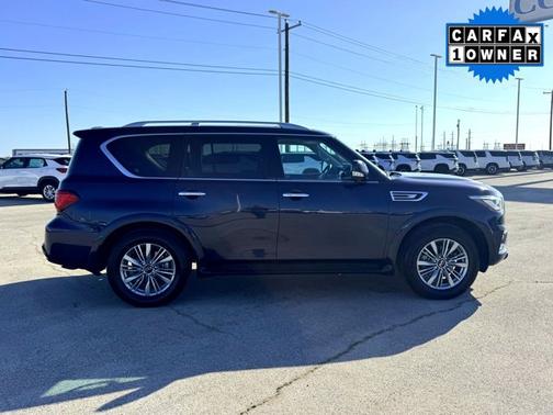 2024 INFINITI QX80 LUXE