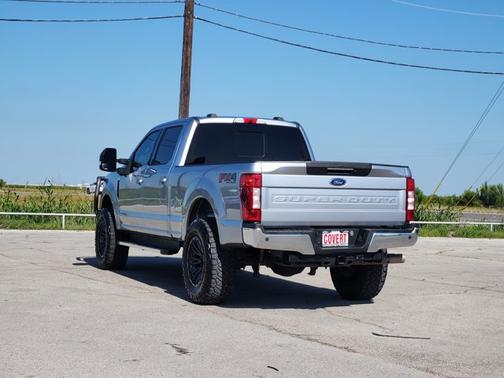 Silver 2022 Ford F-250 LARIAT