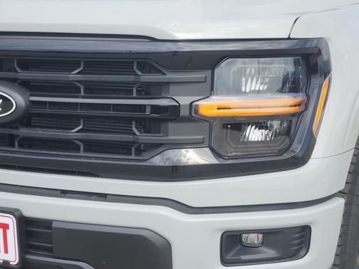 Avalanche 2026 Ford F-150 XLT