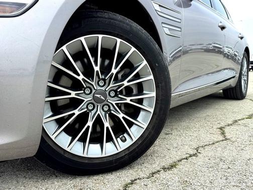 Savile Silver 2023 Genesis G80 2.5T