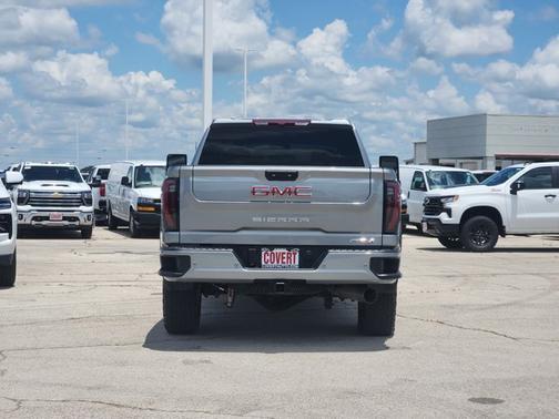 Sterling Metallic 2025 GMC Sierra 2500 AT4