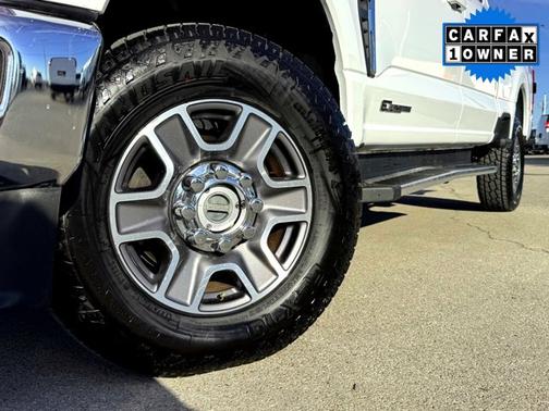 2023 Ford F-250 LARIAT