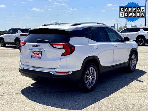 White Frost Tricoat 2022 GMC Terrain SLT